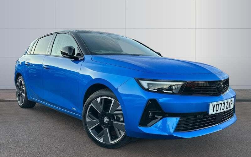 Used 2025 Vauxhall Astra Ultimate Hatchback | £20,500 - Image 1/4
