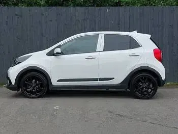 Used Kia Picanto X-Line 66 HP (48 kW) 2023 White Hatchback