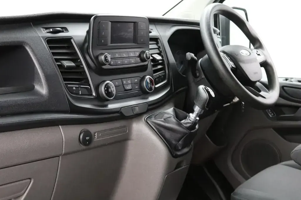 Usado Ford Transit Custom 130 HP (95 kW) 2021 Branco Van