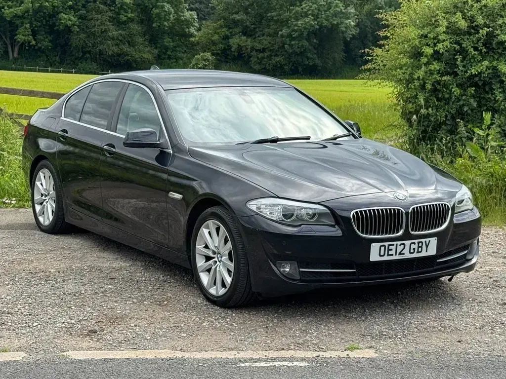 Used BMW 520 Advantage 190 HP (139 kW) 2012 Black Sedan