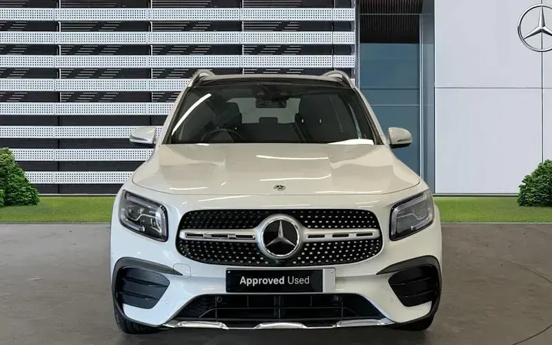 Used Mercedes GLB220 AMG line 190 HP (139 kW) 2021 White SUV