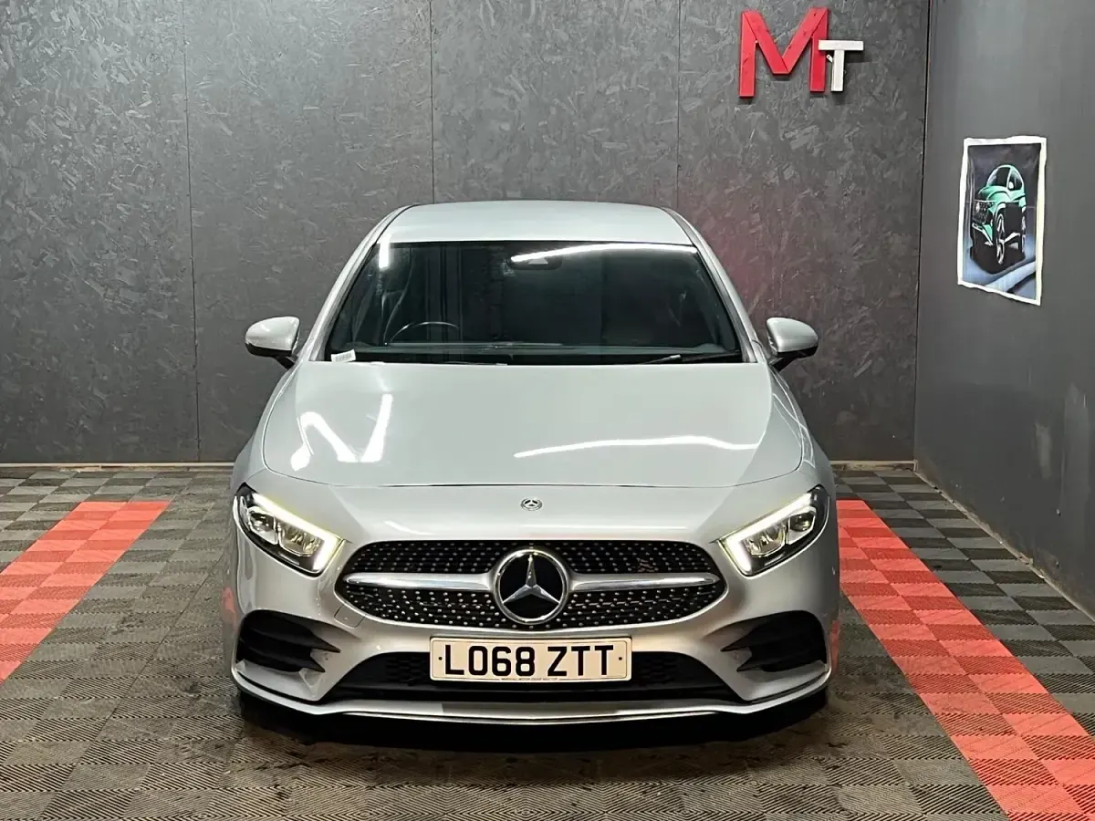 Used Mercedes A180 Executive 116 HP (85 kW) 2018 Silver Hatchback