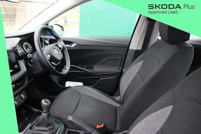 Used Skoda Fabia Comfort 94 HP (69 kW) 2023 Energy blue Hatchback