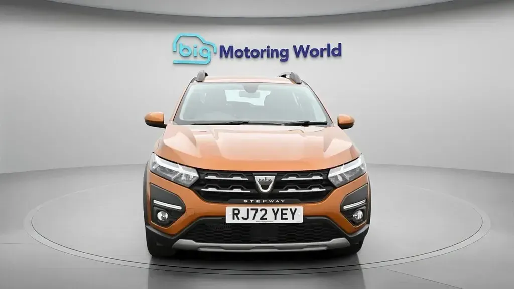 Used Dacia Sandero Prestige 90 HP (66 kW) 2023 Orange Hatchback