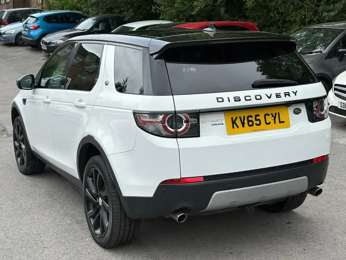 Used Land Rover Discovery 4 HSE 2015 White SUV