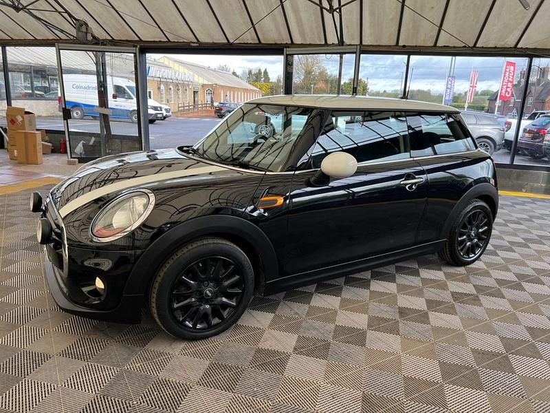 Used Mini Cooper Hatch 2017 Black Hatchback