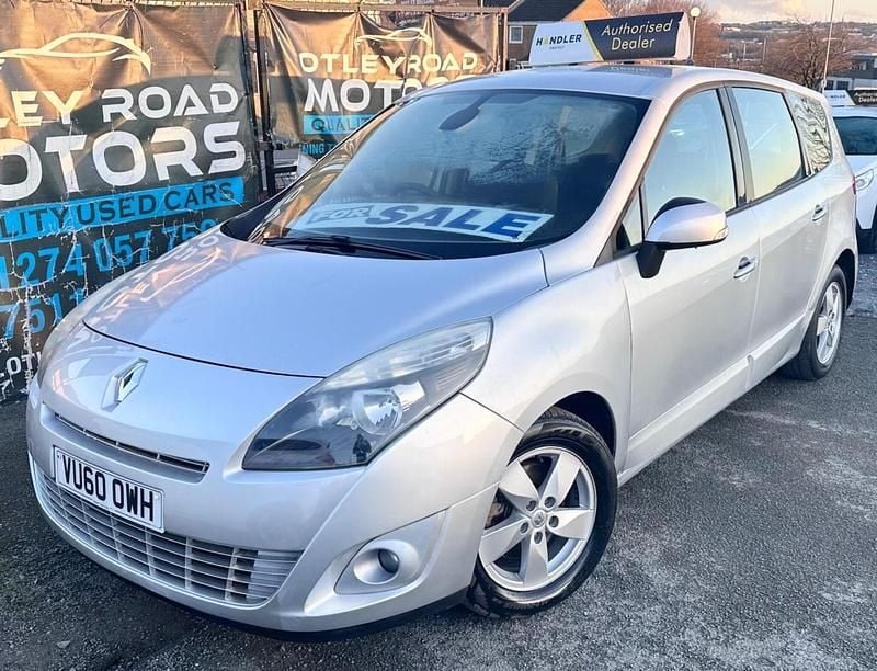 Used Renault Grand Scénic III Dynamique 2010 Silver MPV