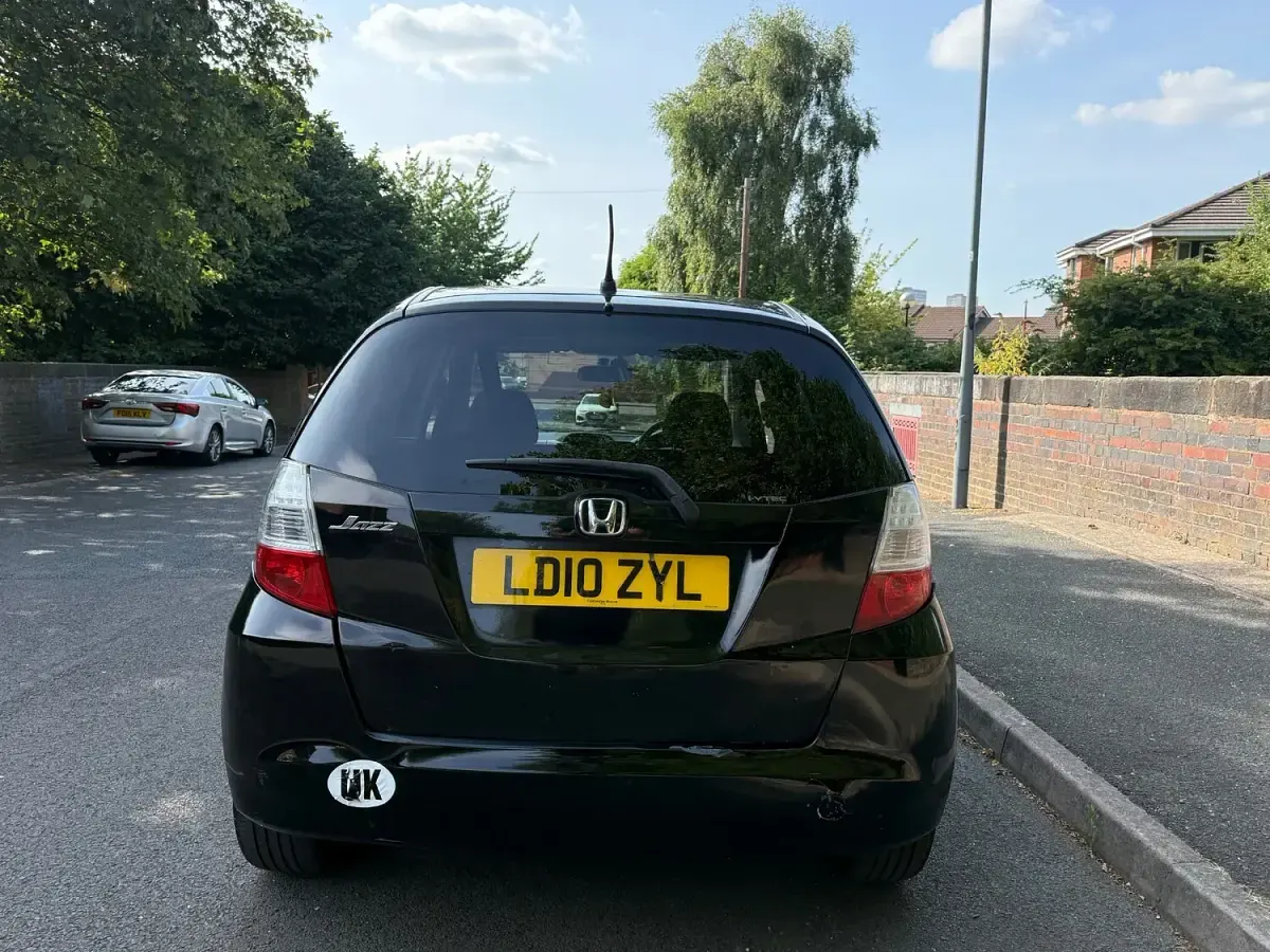 Used Honda Jazz EX 100 HP (73 kW) 2010 Black Hatchback