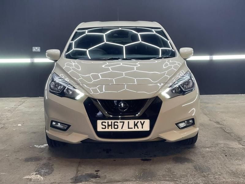 Used Nissan Micra Acenta 71 HP (52 kW) 2017 White Hatchback