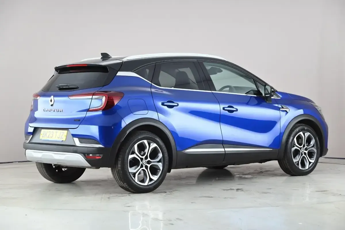 Gebraucht Renault Captur Techno 143 PS (105 kW) 2023 Blau SUV