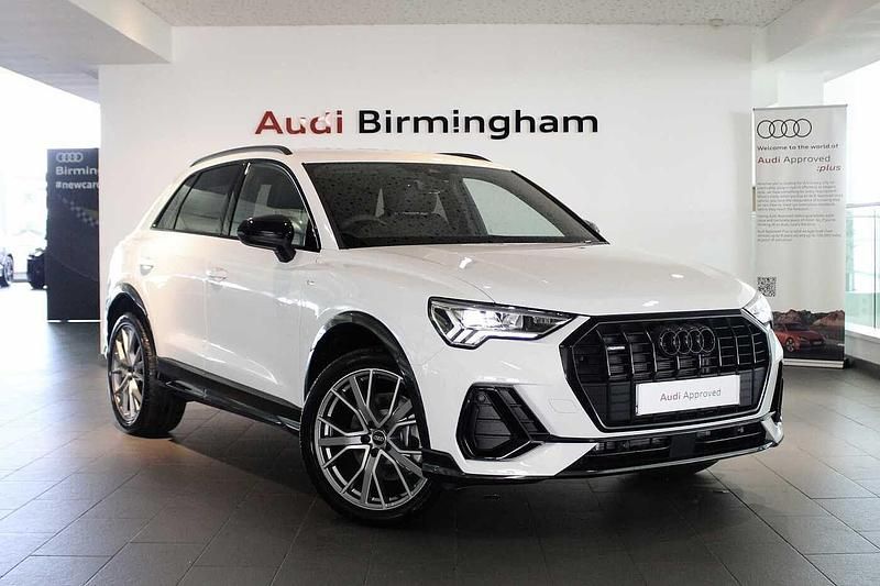 Glacier white metallic New 2025 Audi Q3 SUV | £41,500 (Fair price) - Image 1/4