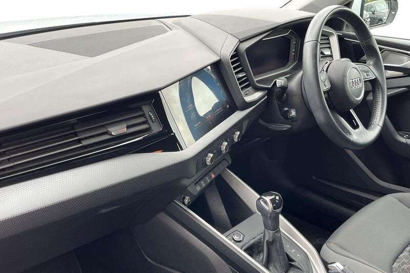 Image 2/4