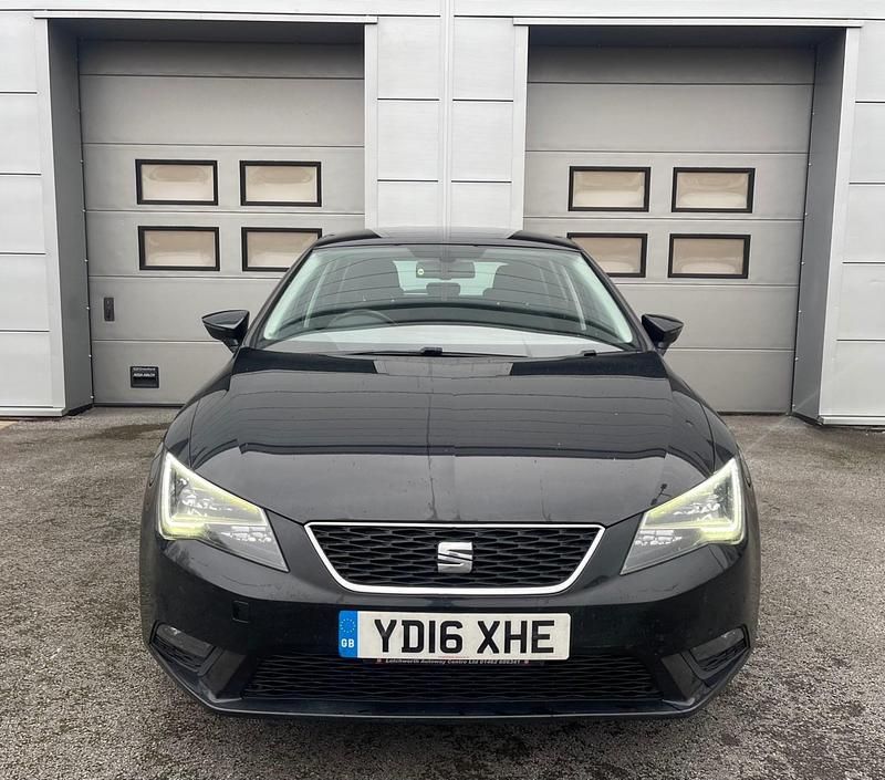 Used Seat Leon SE 125 HP (91 kW) 2016 Black Hatchback