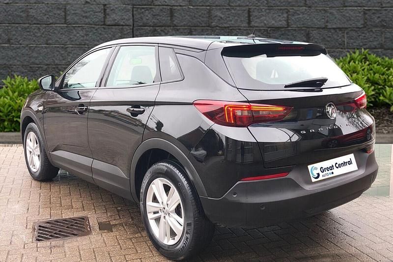 Used Vauxhall Grandland X Design Edition 130 HP (95 kW) 2024 Black SUV