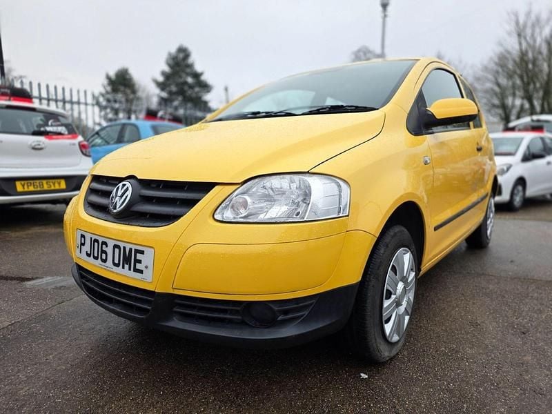 Used VW Fox 2006 Yellow Hatchback