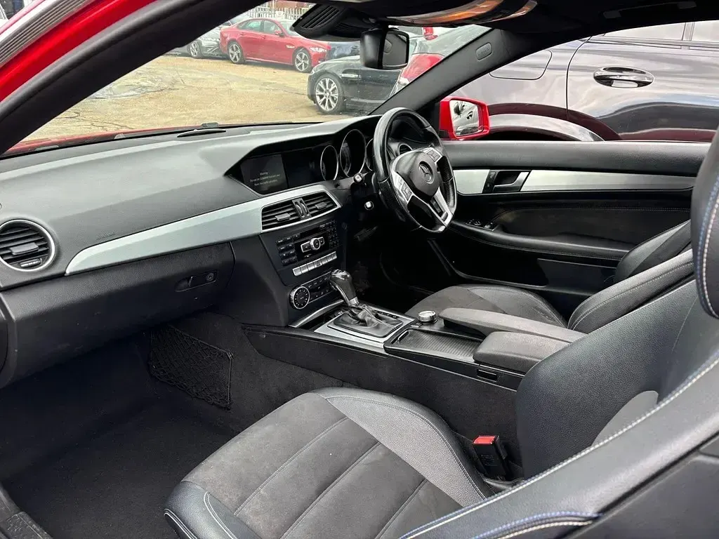 Second-hand Mercedes C250 Sport Edition 2014 Roșu Coupe
