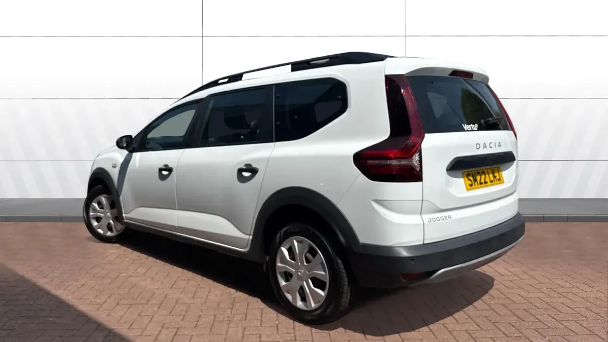 Used Dacia Jogger Essentiel 110 HP (80 kW) 2022 White MPV