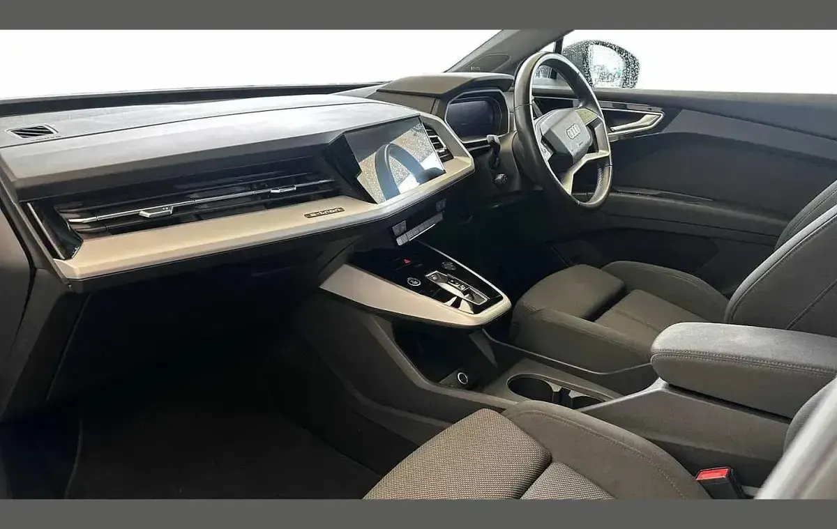 Used Audi Q4 e-tron Sport 125 kW (170 HP) 2021 Grey SUV