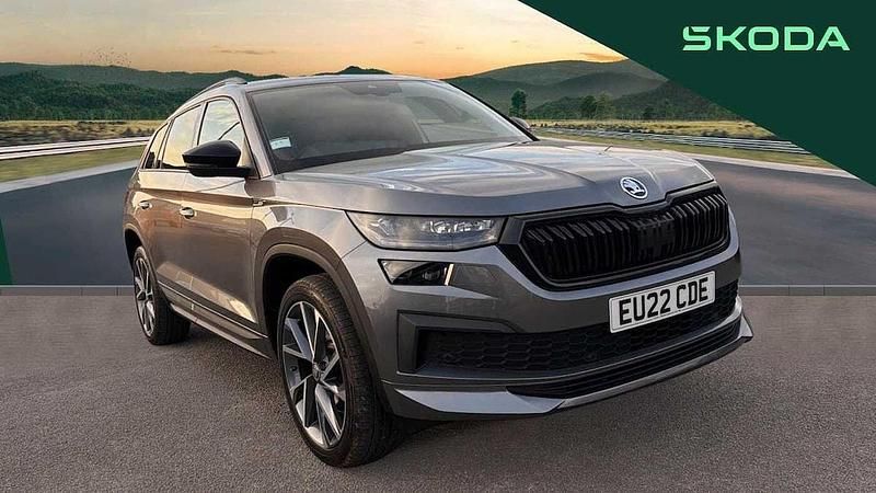 Graphite grey metallic Used 2022 Skoda Kodiaq SportLine SUV | £30,046 (Good price) - Image 1/4