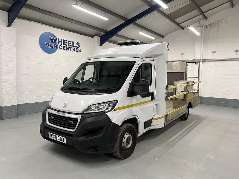 White Used 2021 Peugeot Boxer Van | £10,490 (Super price) - Image 1/4