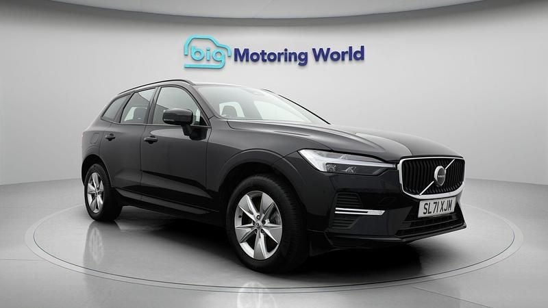 Used 2021 Volvo XC60 Momentum SUV | £26,800 (Fair price) - Image 1/4