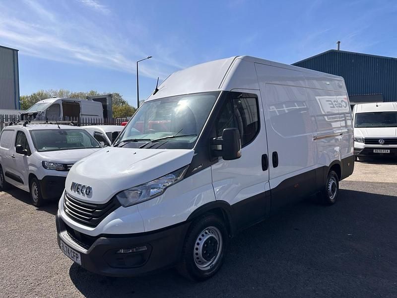 Begagnad Iveco Daily 2024 Vit Van