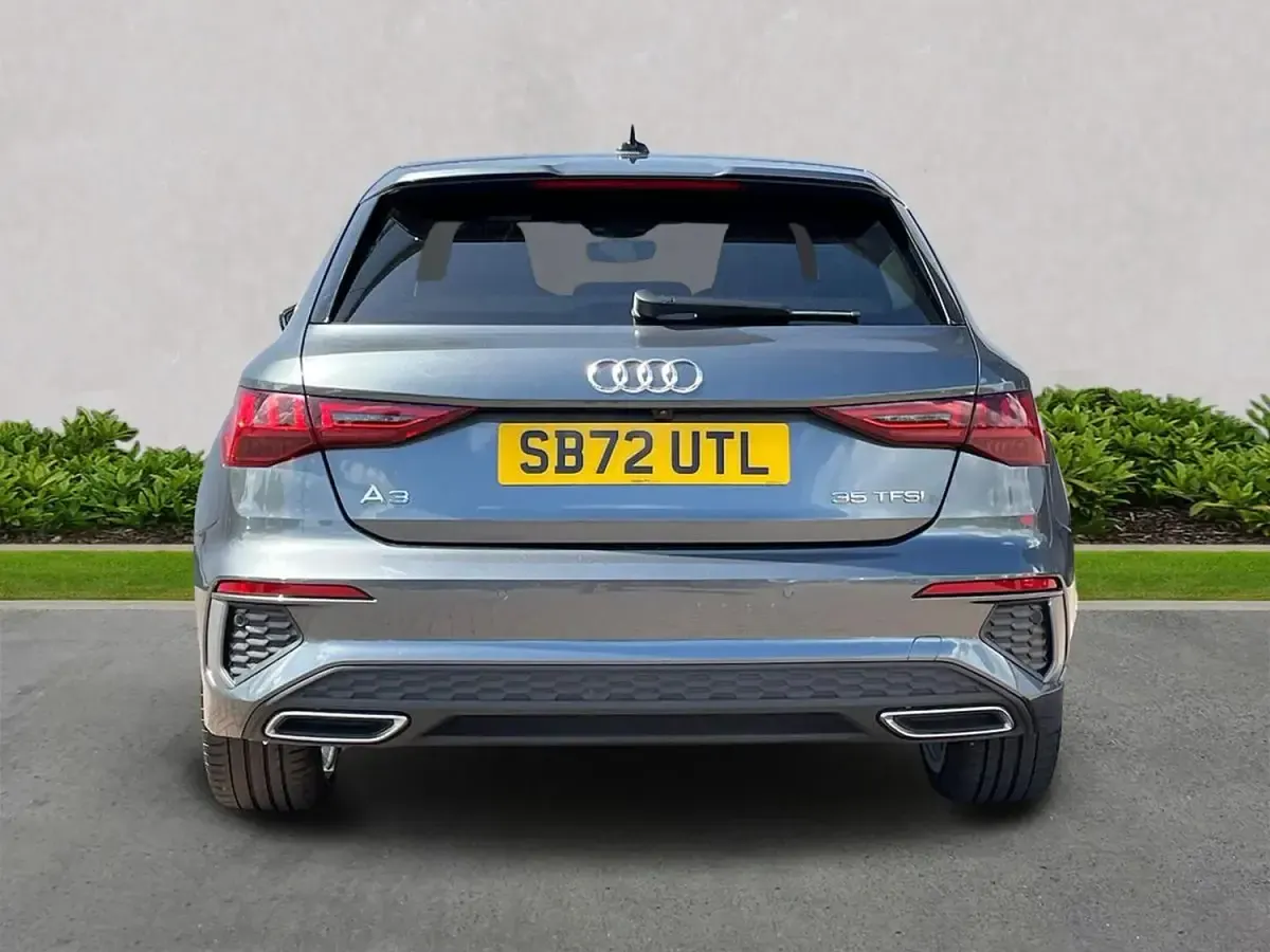 Used Audi A3 Comfort 150 HP (110 kW) 2023 Grey Sedan