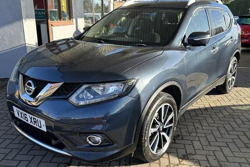 Used Nissan X-Trail N-TEC 130 HP (95 kW) 2016 Blue SUV