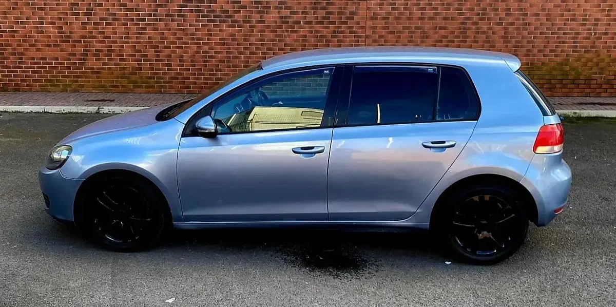 Used VW Golf VI Match 105 HP (77 kW) 2011 Blue Hatchback