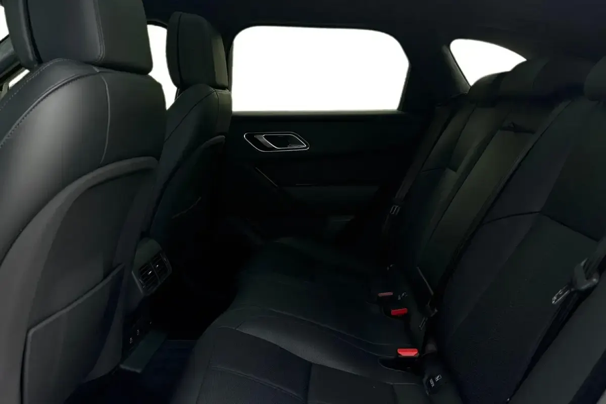 Used Land Rover Range Rover Velar Autobiography 204 HP (150 kW) 2025 Grey SUV