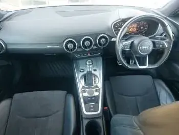 Usado Audi TT Sport 197 HP (144 kW) 2019 Prateado Coupé