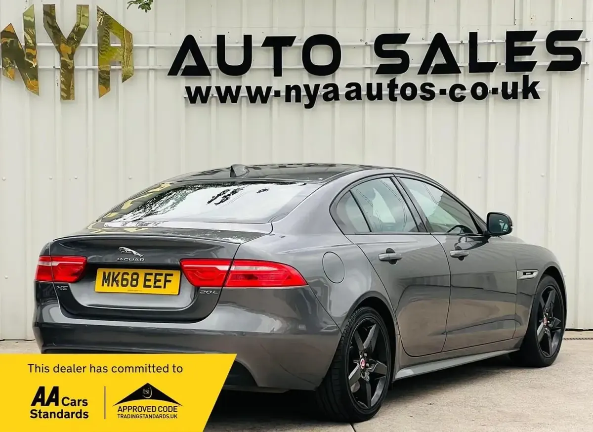 Gebraucht Jaguar XE Ingenium 2018 Grau Limousine
