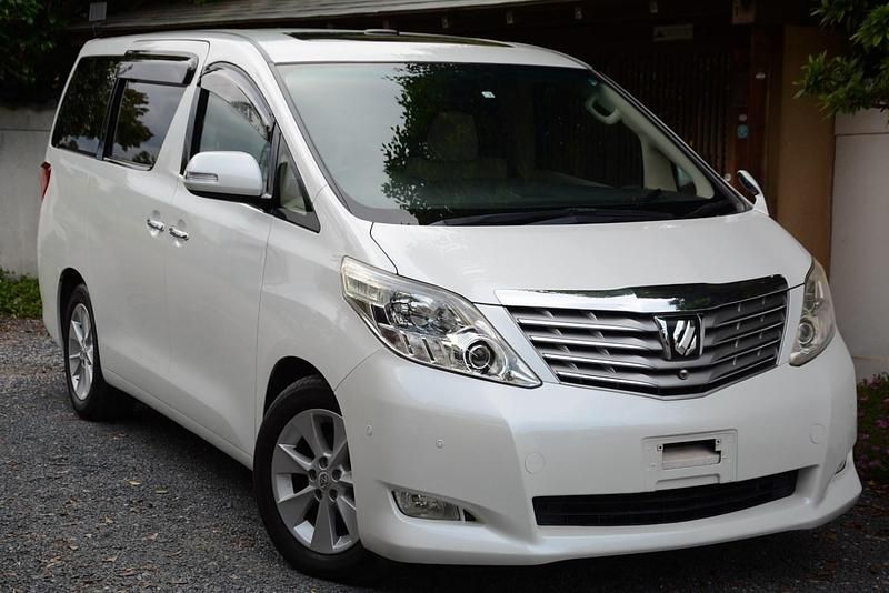 Used Toyota Alphard 2008 White MPV