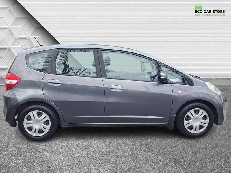 Used Honda Jazz SE 2015 Grey Hatchback