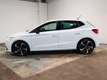 Used Seat Ibiza FR Sport 95 HP (69 kW) 2024 White Hatchback