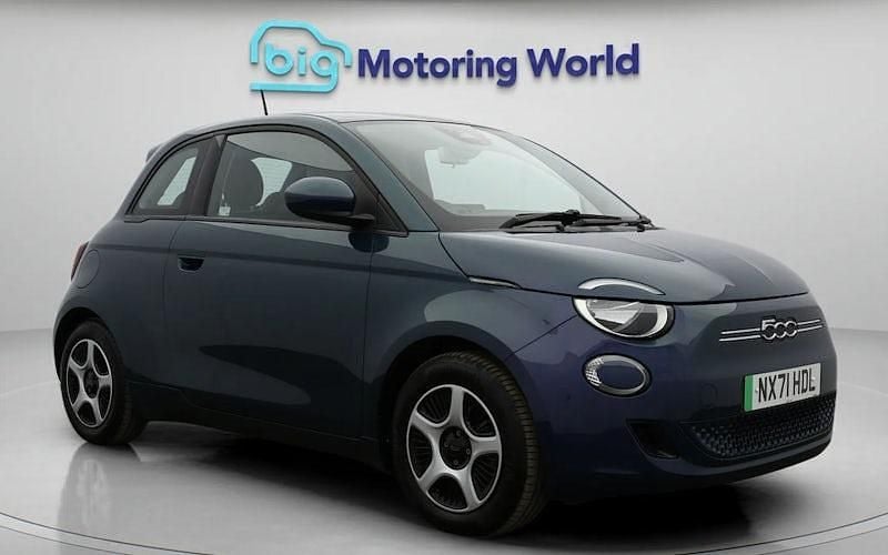 Used 2022 Fiat 500e Passion Hatchback | £11,075 (Fair price) - Image 1/4