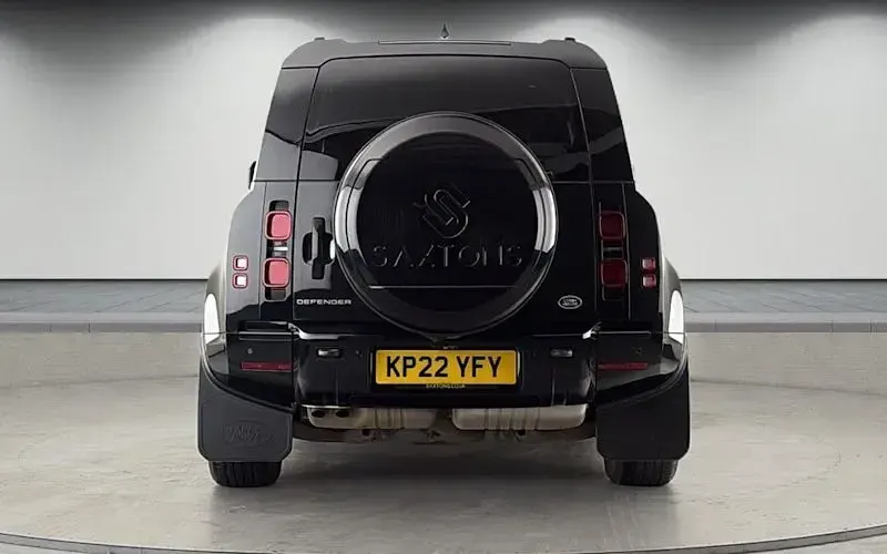 Used Land Rover Defender HSE Dynamic 249 HP (183 kW) 2025 SUV