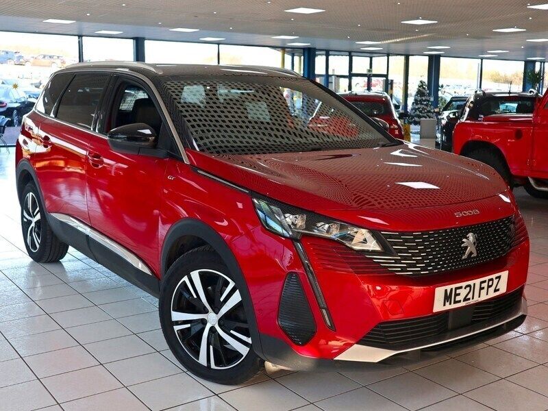 Ultimate red Used 2021 Peugeot 5008 GT MPV | £20,789 (Fair price) - Image 1/4