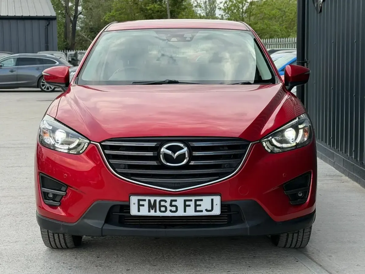 Usado Mazda 6 Inclusive 175 CV (128 kW) 2016 Rojo Familiar
