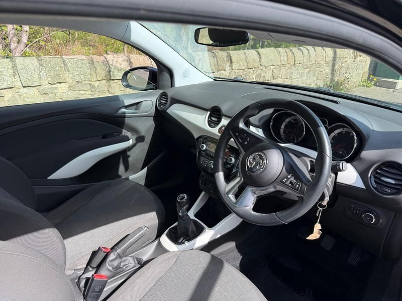 Second-hand Vauxhall Adam Jam 2014 Negru Hatchback