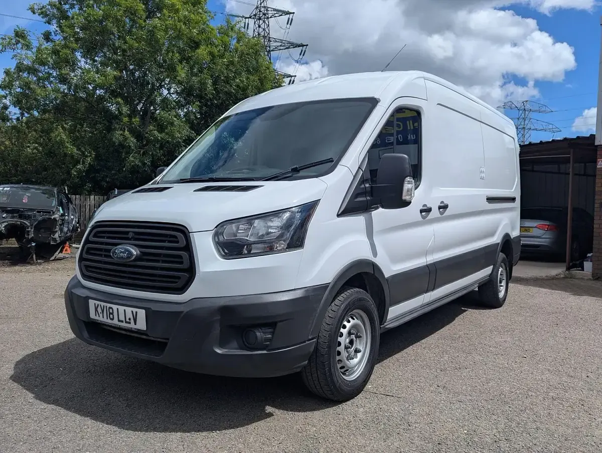 Used Ford Transit 130 HP (95 kW) 2018 White Van