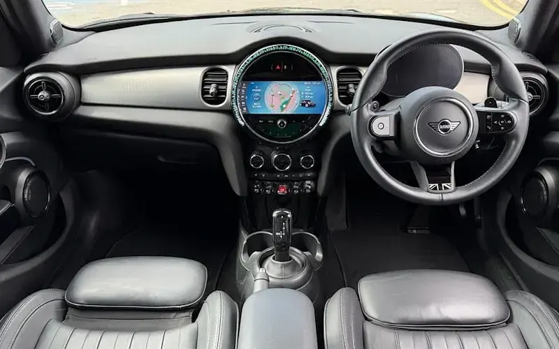 Used Mini Cooper S Exclusive 178 HP (130 kW) 2022 Black Hatchback