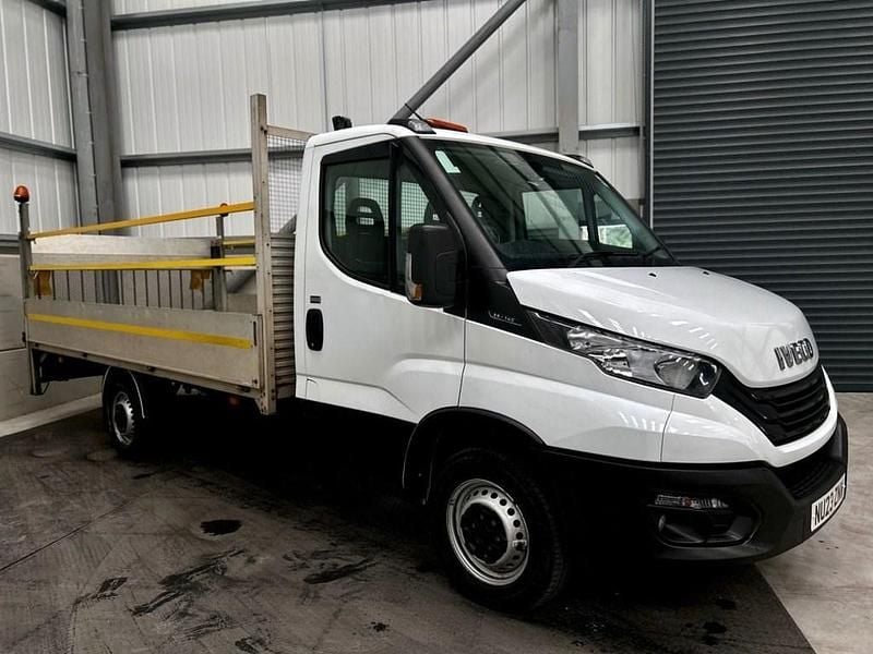 Used Iveco Daily 136 HP (100 kW) 2023 White
