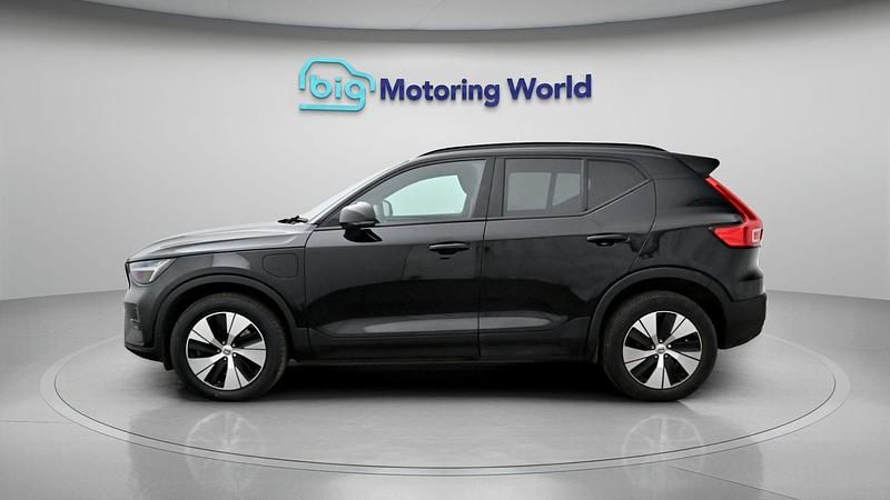 Used Volvo XC40 Plus 211 HP (155 kW) 2022 Black SUV
