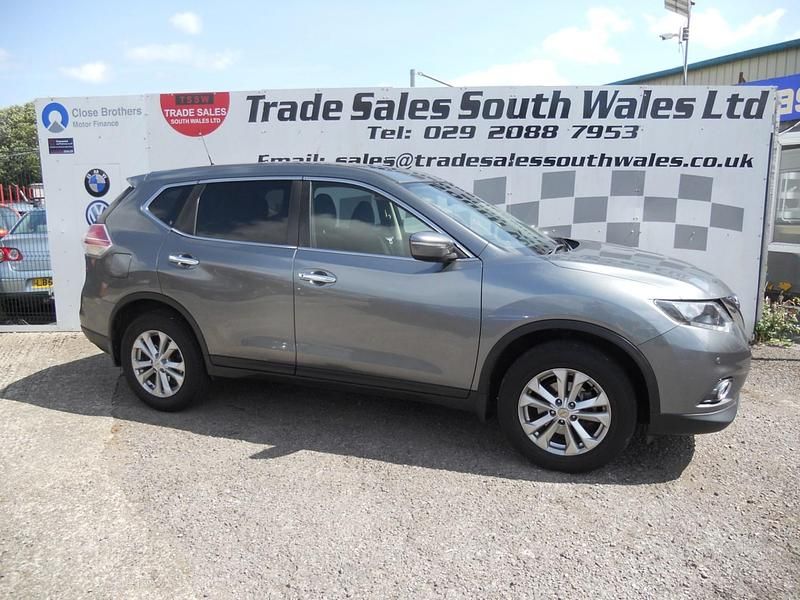 Grey Used 2017 Nissan X-Trail Acenta SUV | £7,695 (Good price) - Image 1/4