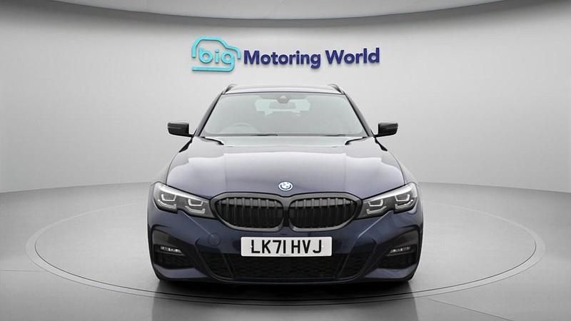 Used BMW 330e M Sport 2021 Blue Estate