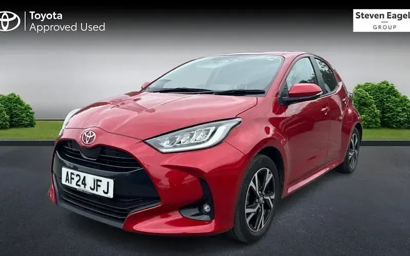 Used Toyota Yaris Hybrid Design 116 HP (85 kW) 2026 Hatchback