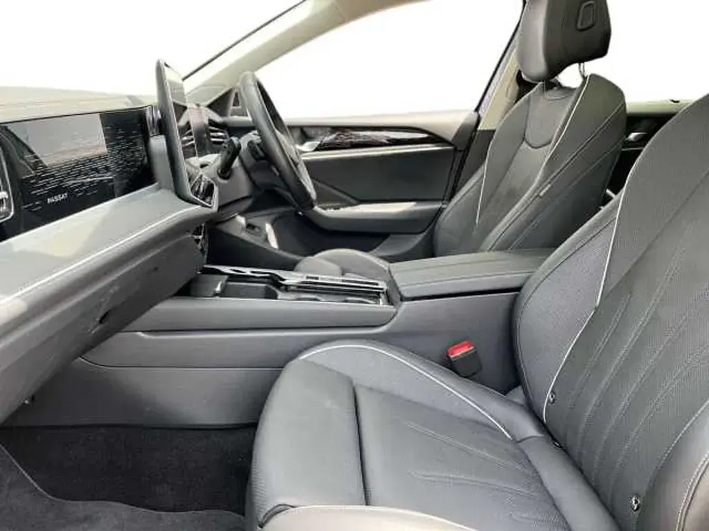 Used VW Passat 150 HP (110 kW) 2026 Estate