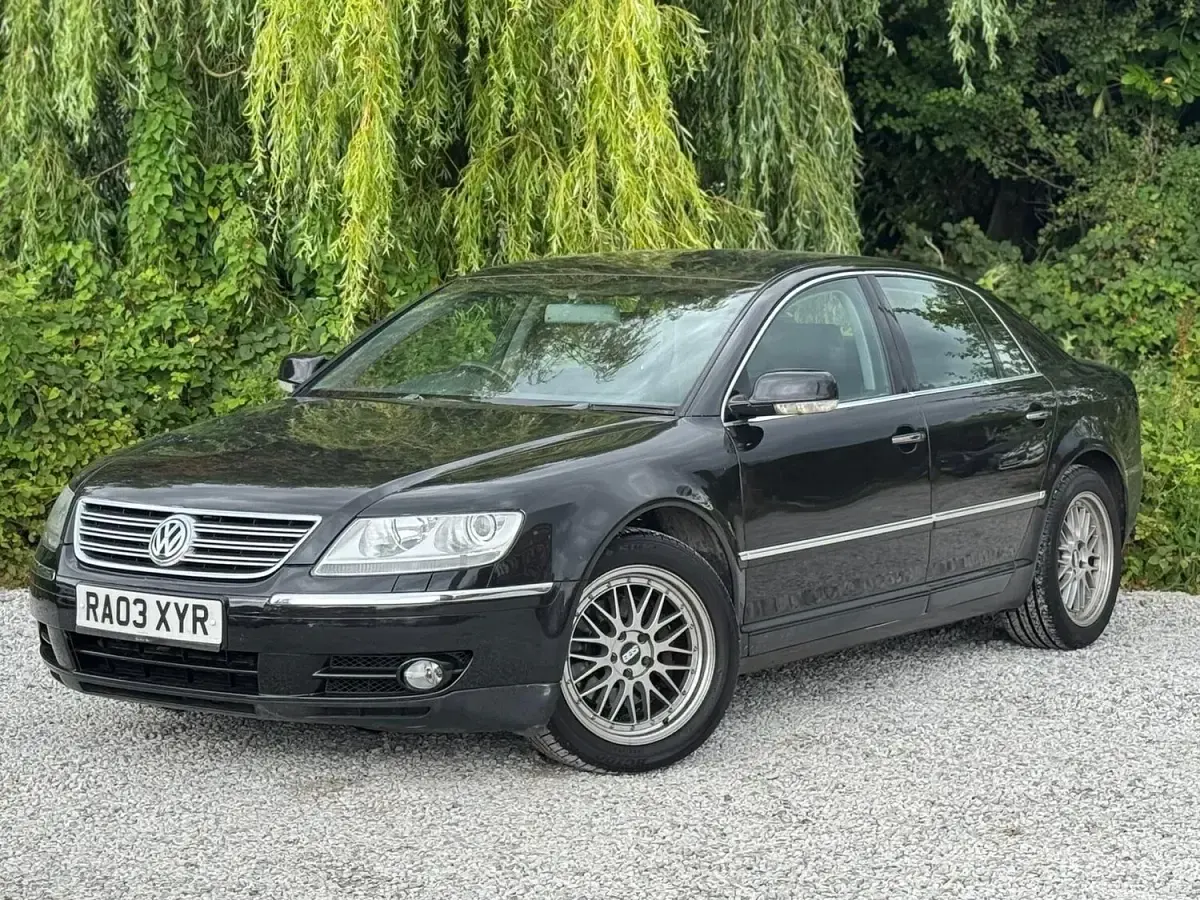 Used VW Phaeton 237 HP (174 kW) 2003 Black Sedan