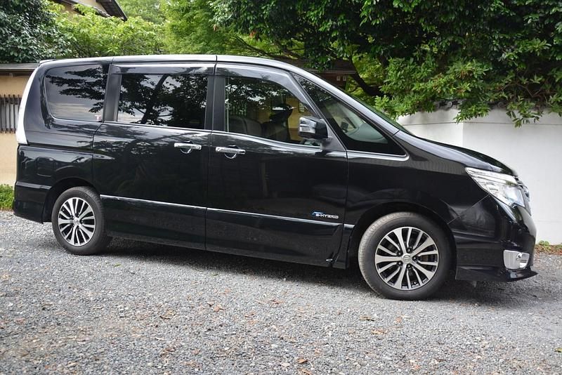 Used Nissan Serena 2014 Black MPV